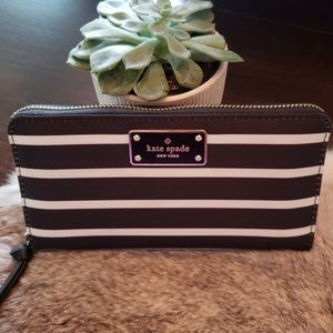 Kate Spade ♤ Wilson Road French Stripe Neda Wallet